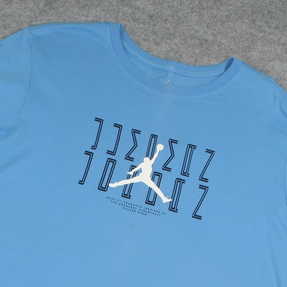 Jordan Mens Graphic T-Shirt Large Light Blue Jumpman Short Sleeve Sport Tee